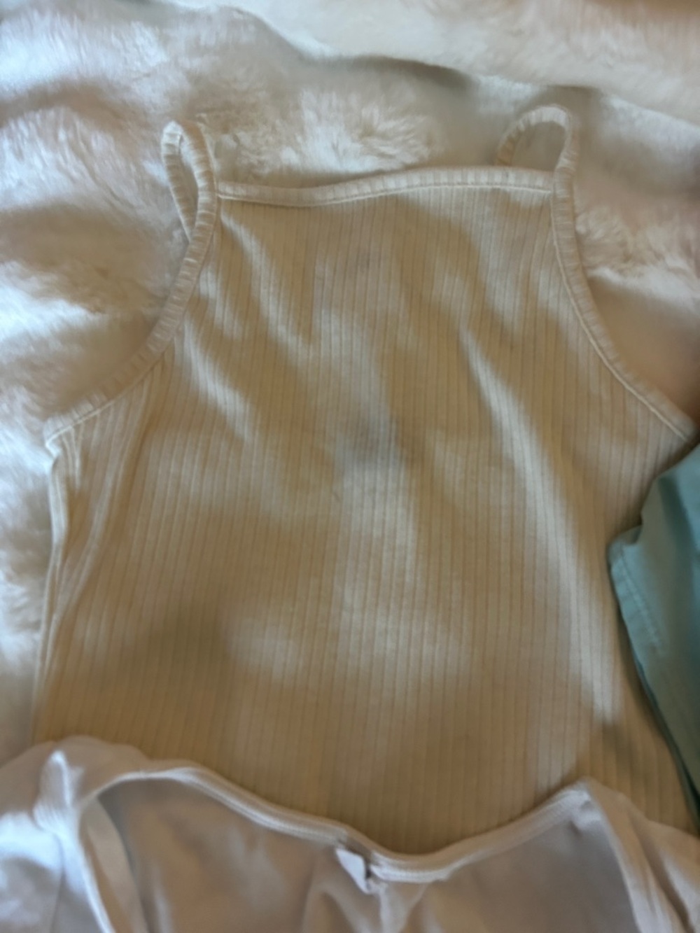 Bundle of Tops - Picture 2 of 6